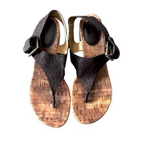 🩴 Michael Kors Jilly Flat Buckle Up Sandals